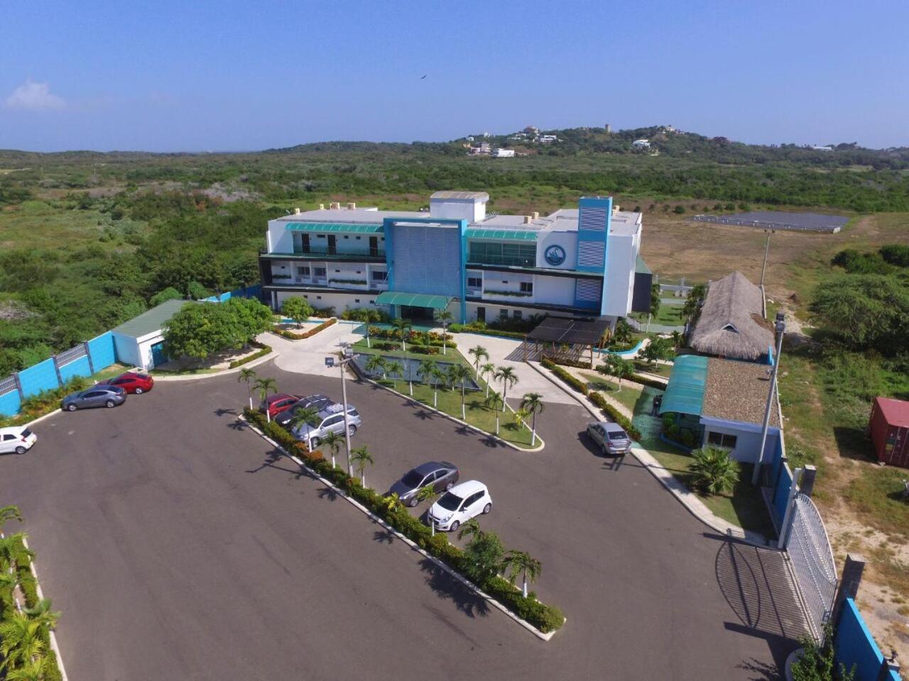 Hotel Campestre El Cisne Barranquilla  Exterior photo