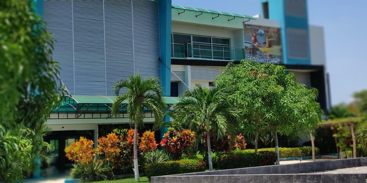 Hotel Campestre El Cisne Barranquilla  Exterior photo